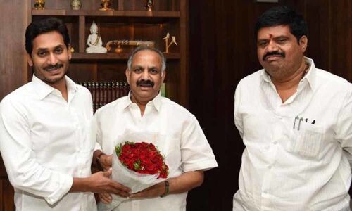 VMRDA chairman Dronamraju Srinivas meets CM YS Jagan