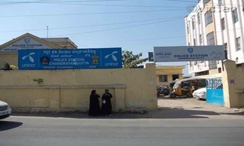 Lady jewel thief held, booty recovered