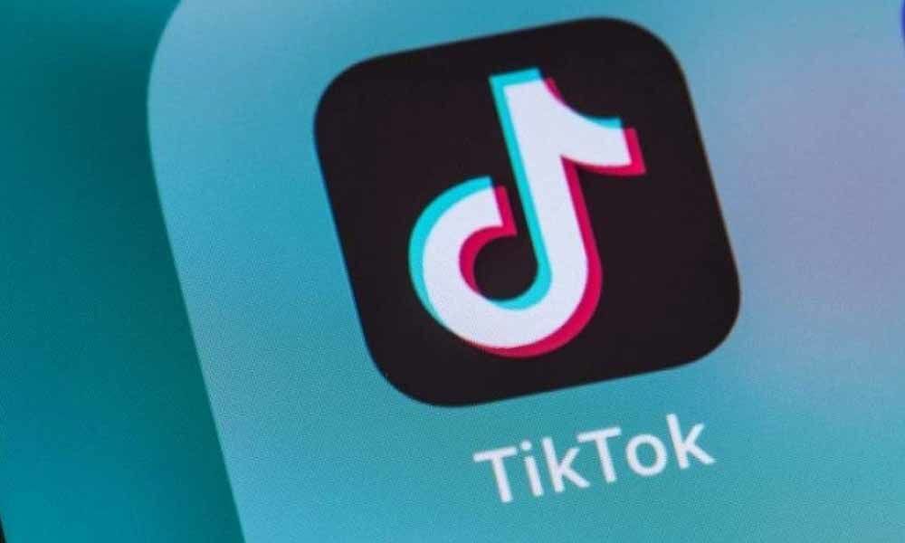 Government issues notice to Tiktok, Helo; asks them to answer queries or face ban