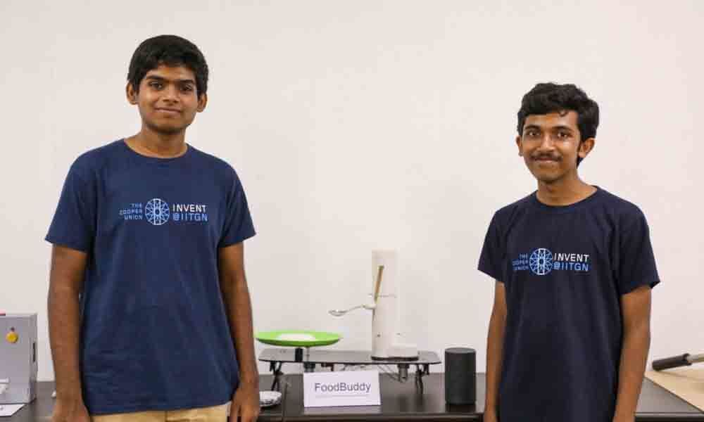 IIT students develop device to feed people without arms