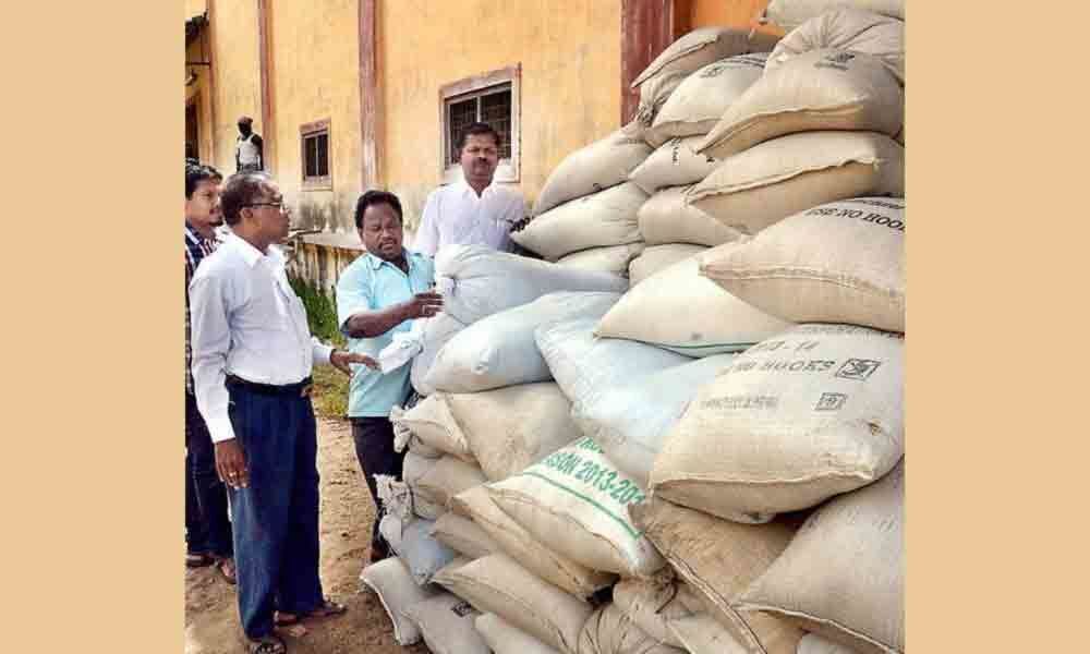 Police seize 35 quintals of PDS rice in Wanaparthy