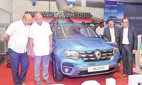 Renault Duster car released