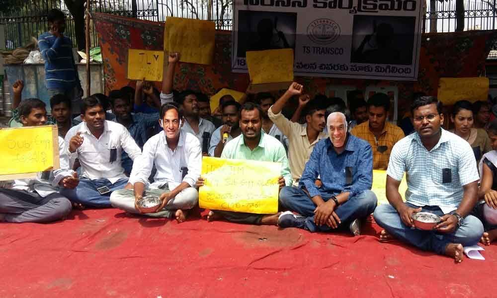 Transco job aspirants stage protest