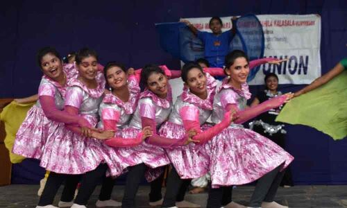 Freshers Day celebrated at Siddhartha Mahila Kalasala