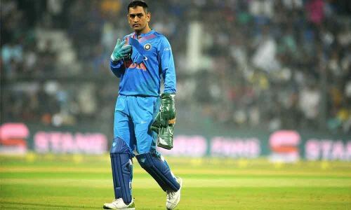 Dhoni pulls out of West Indies tour, takes 2-month sabbatical to join army regiment