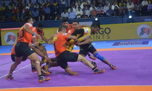 Telugu Titans go down fighting against U Mumba in Pro Kabaddi opener.
