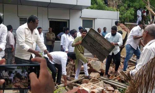 1 killed as water tank slab under construction collapses