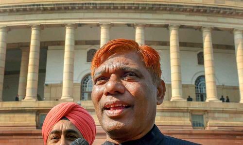 Paswans brother, an MP, dies