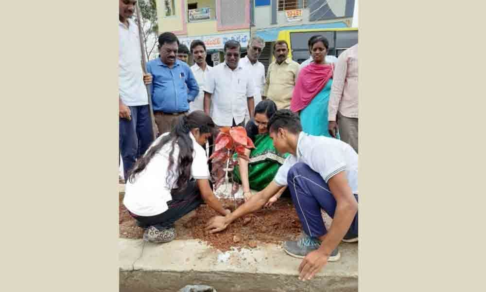 Young hands give leg up to water conservation drive in Khammam