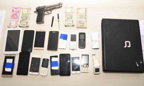 4 pseudo Maoists arrested in Warangal