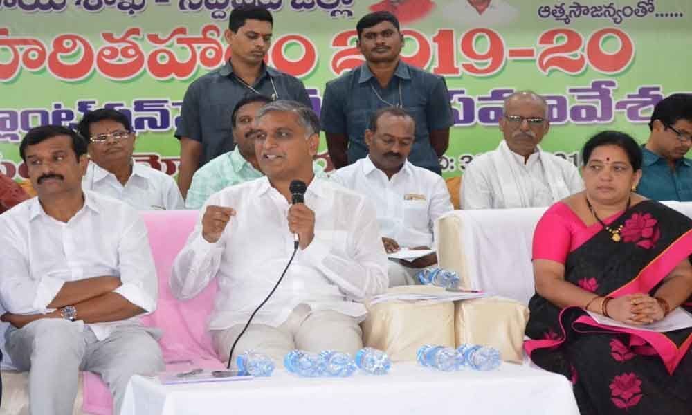 Harish urges farmers to plant saplings