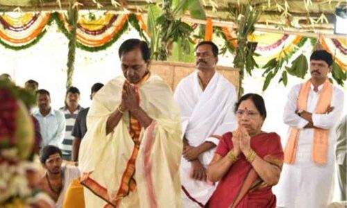 KCR to take up Maha Sudarshana Yagam at Yadadri soon