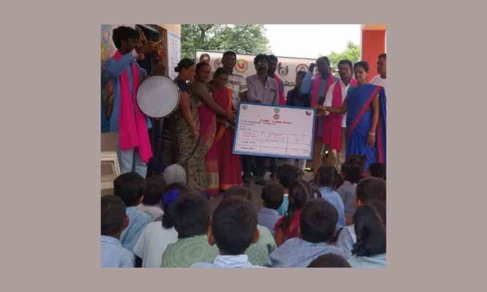 Kalajatha creates awareness on Beti Bachao-Beti Padhao in Mahbubnagar