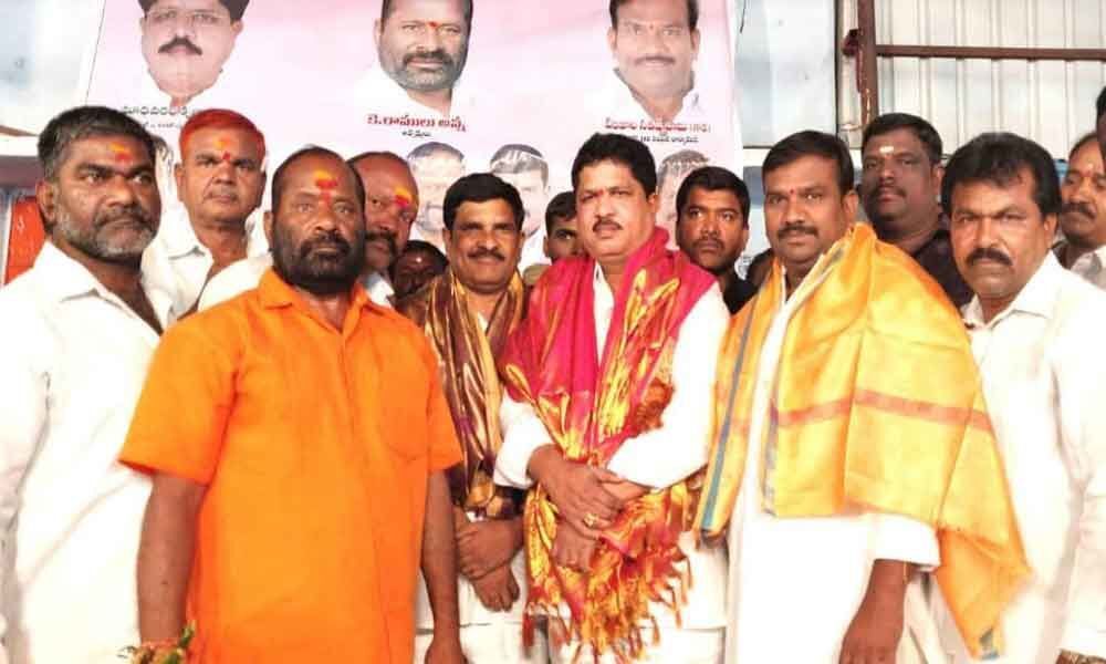Minister Ch Malla Reddy gives credit to CM for grand Bonalu festivities
