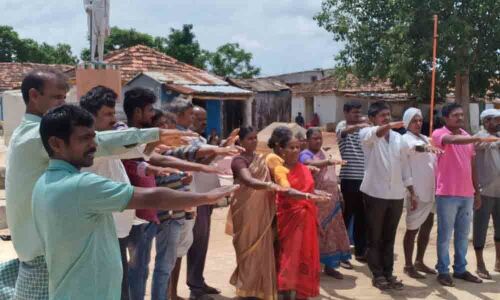 Kamareddy: Panchayat bans sale of liquor in village