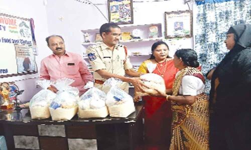 Old-age home lauded for its services