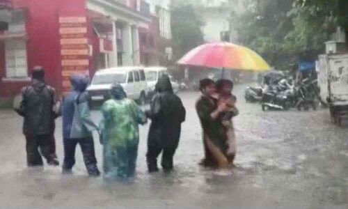 6 dead as heavy rain hits Vadodara; airport shut, trains cancelled
