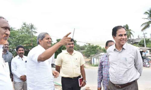 Development of Vemulavada at fast pace: MLA  Ramesh Babu