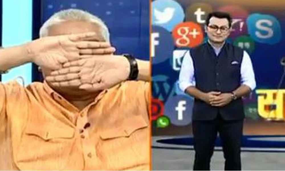 Zomato Debacle : Hindu panelist covers his eyes on seeing Muslim TV host