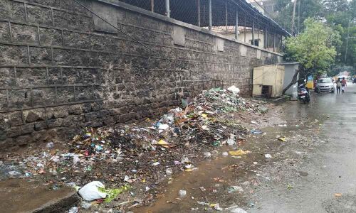 Vanishing of footpaths in Maredpally decried