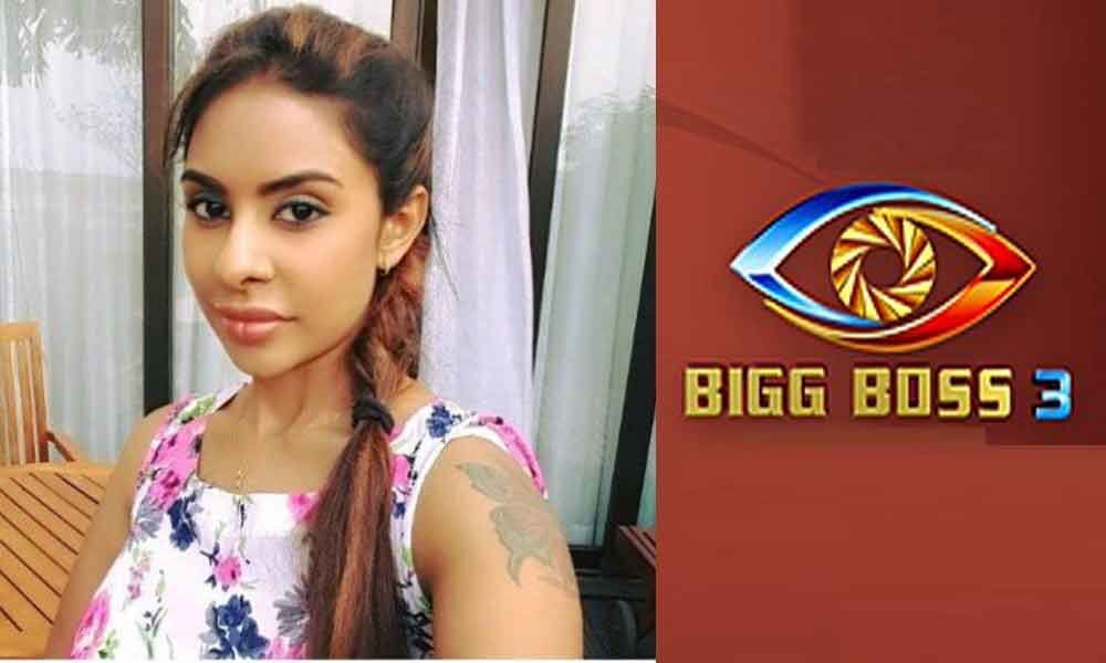 Sri Reddy slams Bigg Boss 3 contestants!