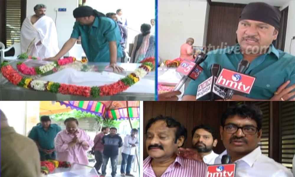 Celebrities pay tribute to actor Devadas Kanakala