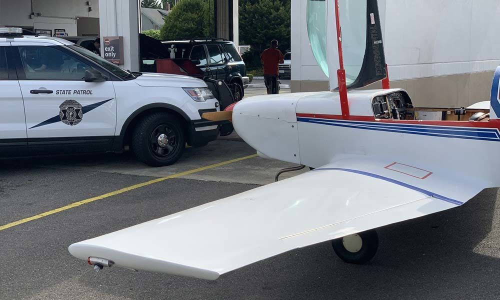 Plane makes emergency landing on busy US highway