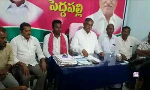Only active TRS workers will be on committees: MLA Dasari Manohar Reddy