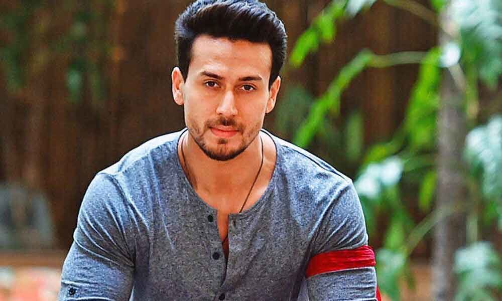 Tiger Shroff plans to swim back home