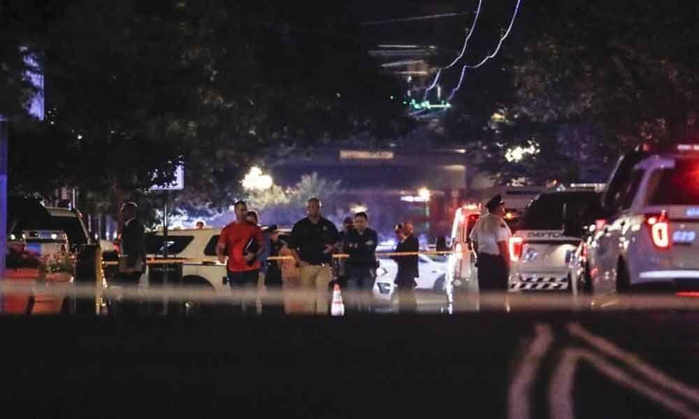 US mass shootings leave 30 dead in 24 hrs