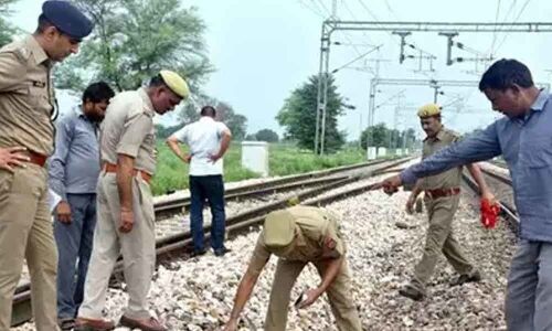 UP woman, daughter killed while chasing robbers in Delhi-Kota train