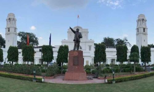 Delhi Assembly to go paperless in 3 months; MLAs to have tabs