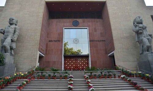 4th Time in a Row: RBI may go for 25 bps rate cut