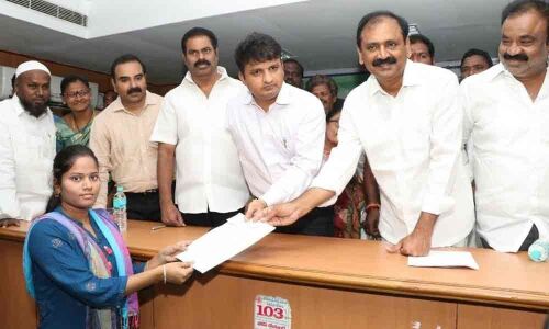 Ward Volunteers have key role in implementing Navaratnalu: MLA Bhumana Karunakar Reddy