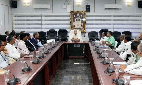 TTD seeks bankers help to deal with accumulated coins, soiled notes