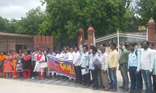 Regularise outsourcing, contract workers in Karimnagar: CITU