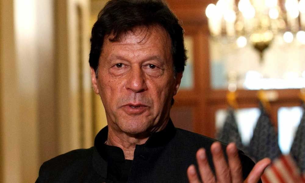 Ruckus in Pakistan Parliament as Imran Khan skips emergency meet on Kashmir