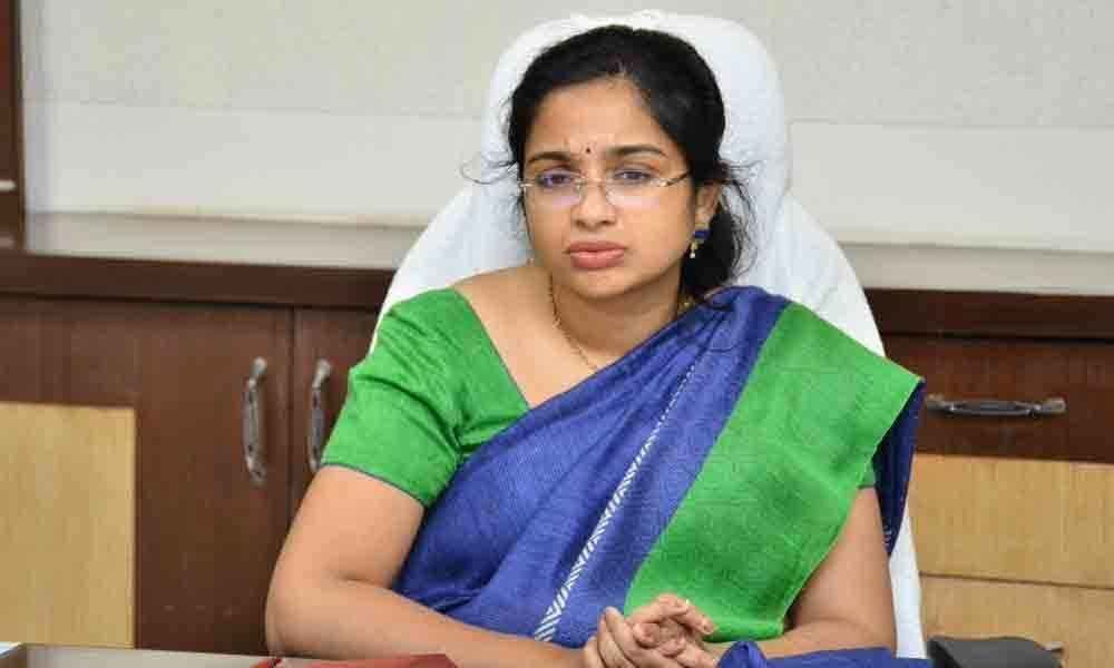 Collector Swetha Mohanthi suspends Assistant Director of Land Survey in Wanaparthy