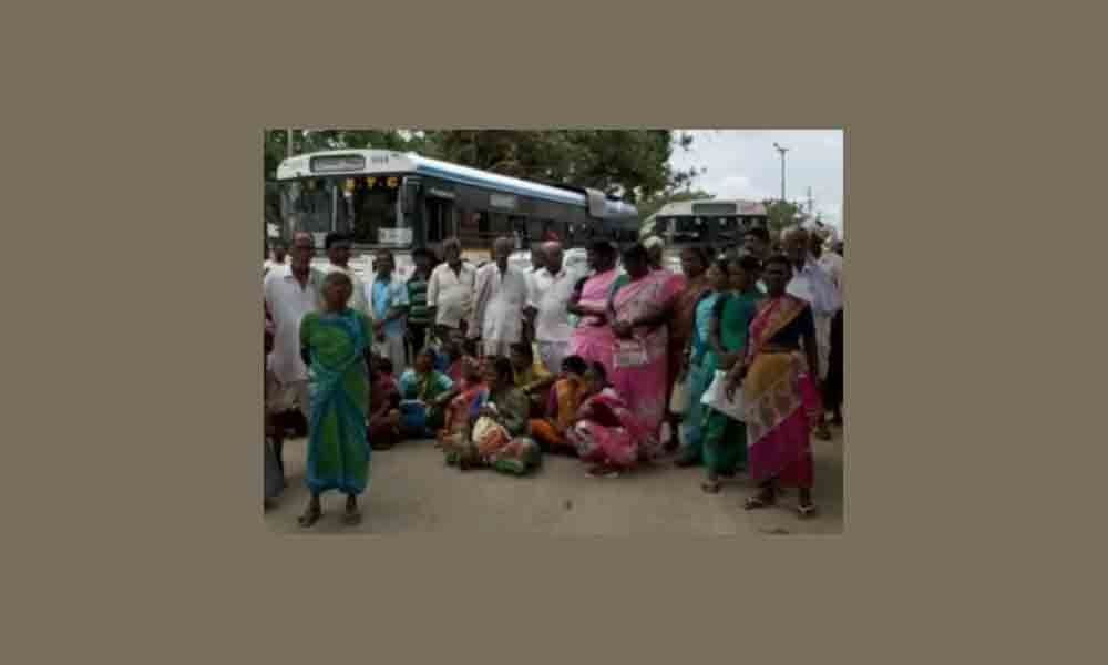 Pensioners, farmers stage sit-in against interrupted bank services in Nagarkurnool