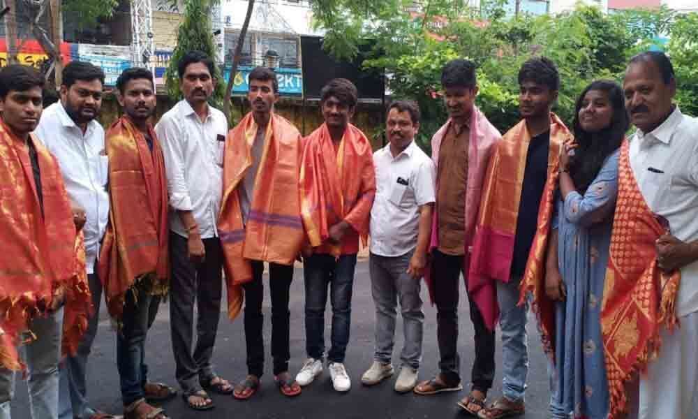 Students of Srinagars NIT reached Karimnagar