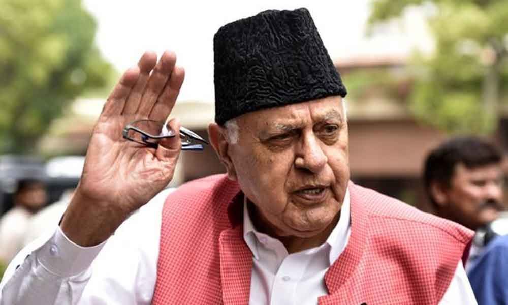 Farooq breaks down, says he was detained at home; Shah lying
