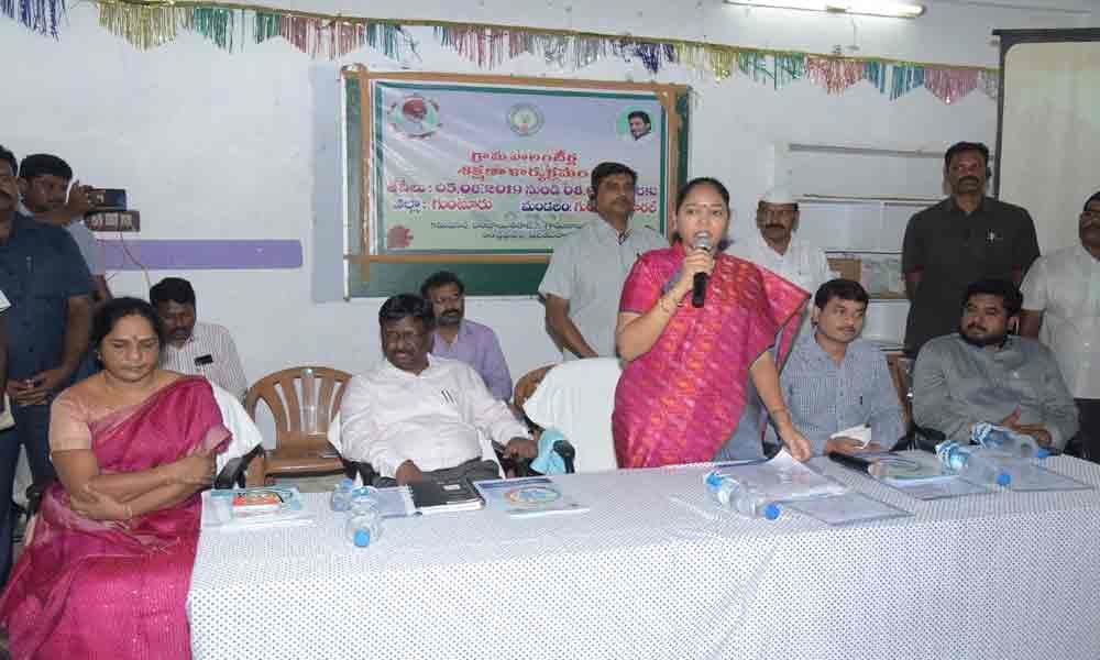 Volunteers told to be selfless: Mekathoti Sucharita