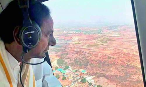 KCR begins tour of Kaleswaram