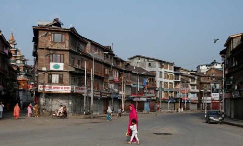 Following Kashmir issue with concern, UN urges India and Pakistan to exercise restraint