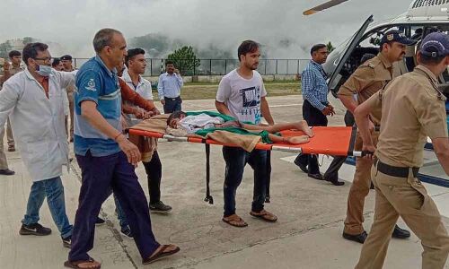 Nine children die as school bus falls into gorge