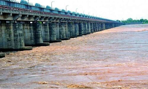 First warning issued at Dowaleswaram withdrawn