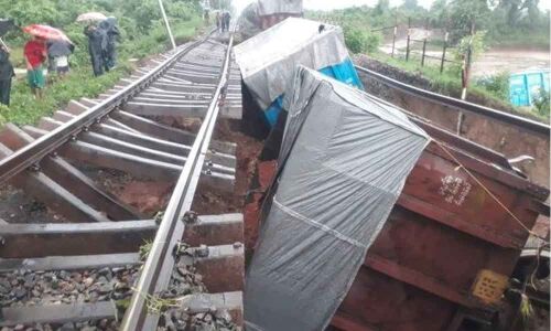 Goods train derailed in Rayagada district, 8 trains canceled, 5 diverted