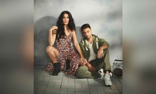 Isabelle Kaif to make her debut in Kwatha starring Aayush Sharma!
