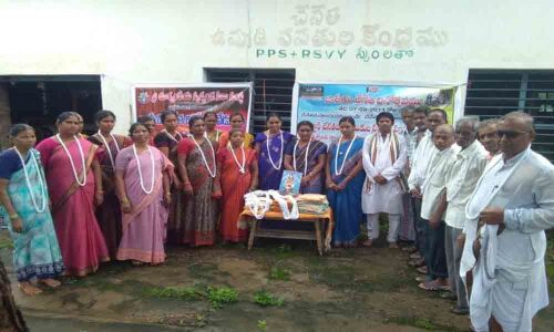 Padmashalis celebrate National Handloom Day in Kaghaznagar