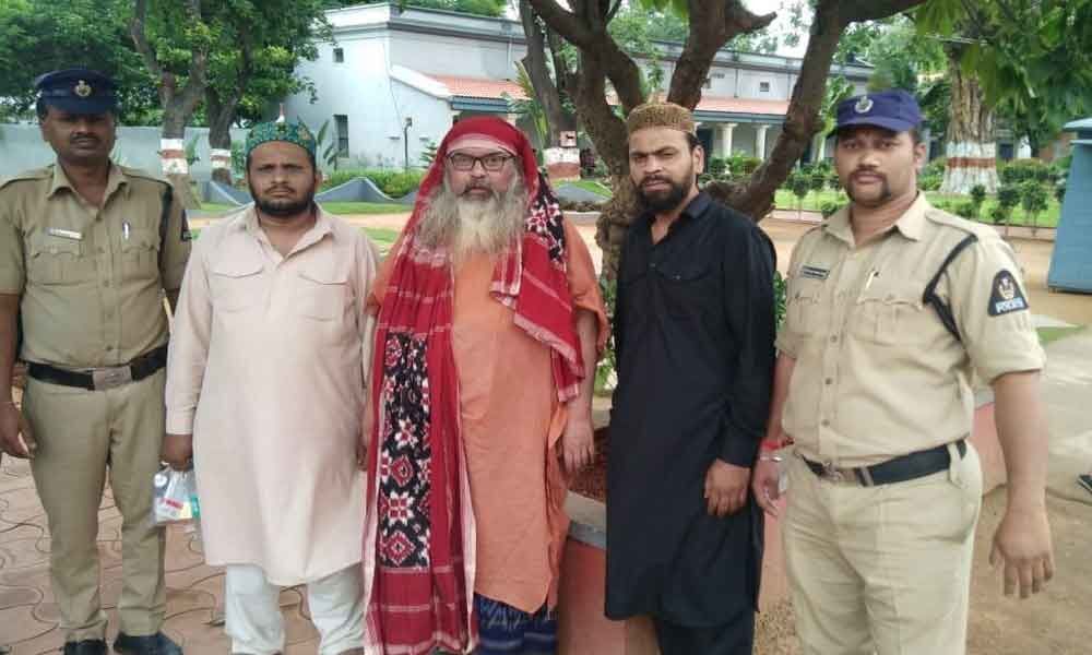 Former Mutawalli of Yousufain Dargah detained